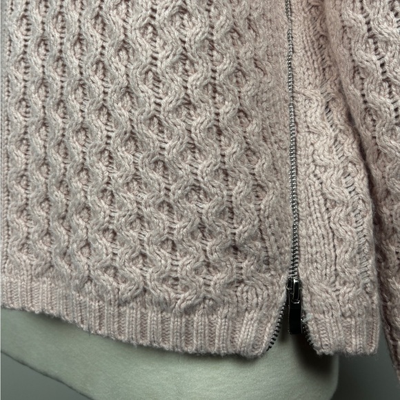 Heavy Knit Cowl Neck Sweater Pullover - Picture 6 of 6